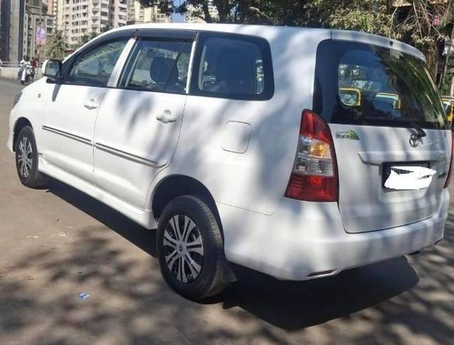 https://images10.gaadi.com/usedcar_image/4488083/original/processed_c3d3486bf1826764bdc21a10644732e0.jpeg?imwidth=6402