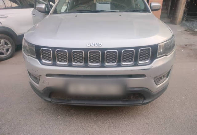 https://images10.gaadi.com/usedcar_image/4488331/original/aa1caef6-5d05-4461-ba57-1c041134c1bd.?imwidth=6400