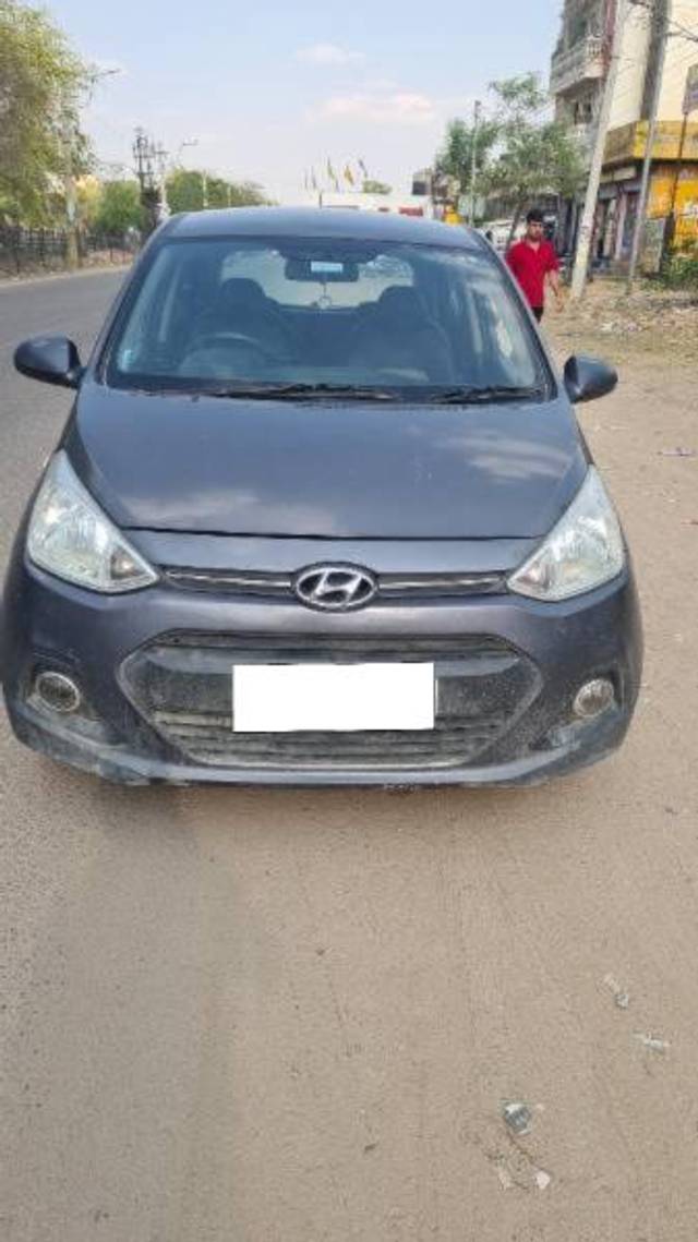 https://images10.gaadi.com/usedcar_image/4488381/original/processed_d76bb0ab-97ed-48d4-9519-1f7b75c420df.jpeg?imwidth=6400