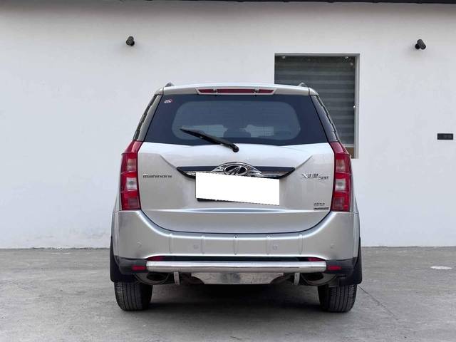 https://images10.gaadi.com/usedcar_image/4488387/original/processed_d1b19c28738ec0a943ae5881373f0994.jpg?imwidth=6402