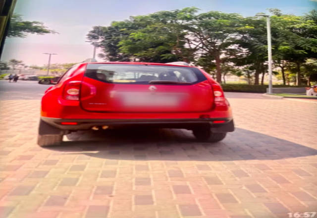 https://images10.gaadi.com/usedcar_image/4488598/original/ef806e8d-aa66-4721-a398-1a1262b10815.?imwidth=6400