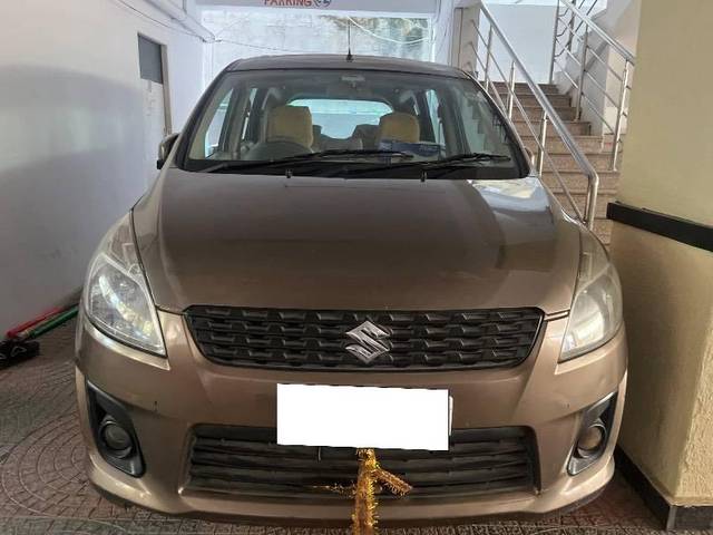 https://images10.gaadi.com/usedcar_image/4488901/original/processed_c6cdf058-671a-430d-83a2-553fd1b4b532.jpg?imwidth=6401