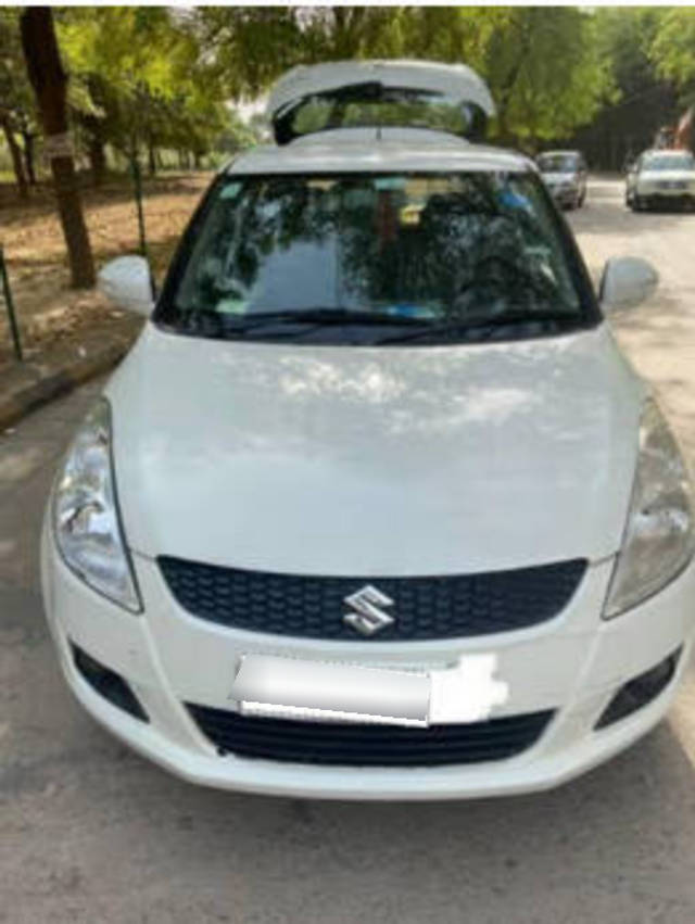 https://images10.gaadi.com/usedcar_image/4488940/original/processed_63d54a16-ca45-4d09-b5fe-97ec4e8f6bfe.png?imwidth=6400