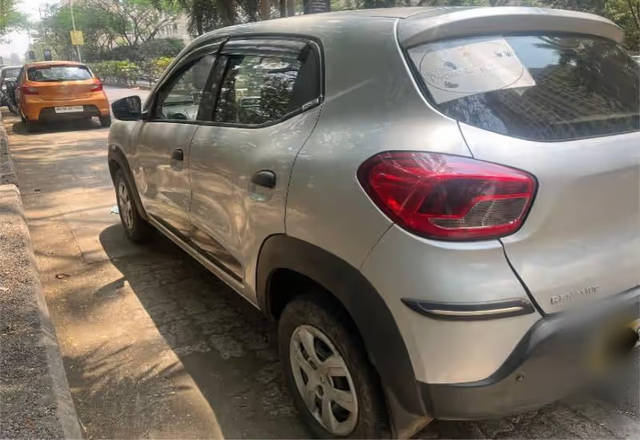 https://images10.gaadi.com/usedcar_image/4489235/original/0a7600e2-037d-439f-a33c-d0cac7fda888.?imwidth=6400