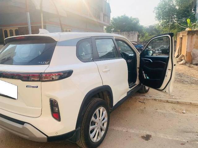 https://images10.gaadi.com/usedcar_image/4489287/original/processed_9d8f0152-7ea8-47e7-a493-b518d3dae876.jpeg?imwidth=6400