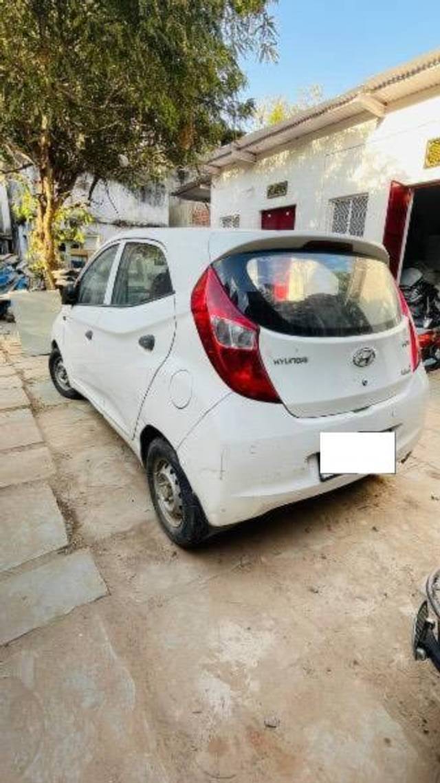 https://images10.gaadi.com/usedcar_image/4489434/original/processed_829f619d-a1cf-4137-b5fc-03f8cc07019b.jpeg?imwidth=6402