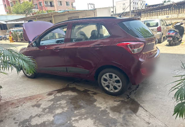 https://images10.gaadi.com/usedcar_image/4489835/original/9b2909a0-3124-4f00-b176-77e56149e2e7.?imwidth=6401