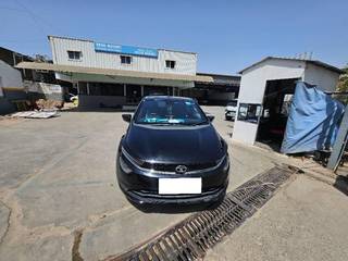 Tata Altroz 2020-2023 Tata Altroz XZ Plus Dark Edition BSVI