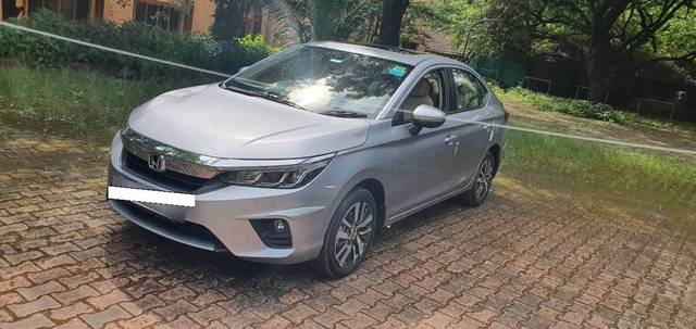 https://images10.gaadi.com/usedcar_image/4489985/original/processed_a9010f53-5824-4ab9-8ca2-2019cd03b942.jpg?imwidth=6400