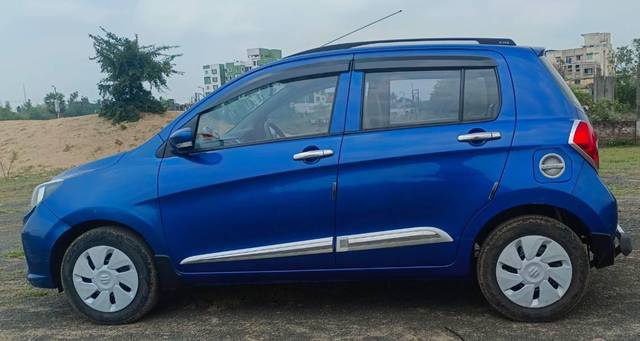 https://images10.gaadi.com/usedcar_image/4490072/original/processed_41640bb4-e4fd-4bb6-b482-ffc0ac66ca7c.jpg?imwidth=6402