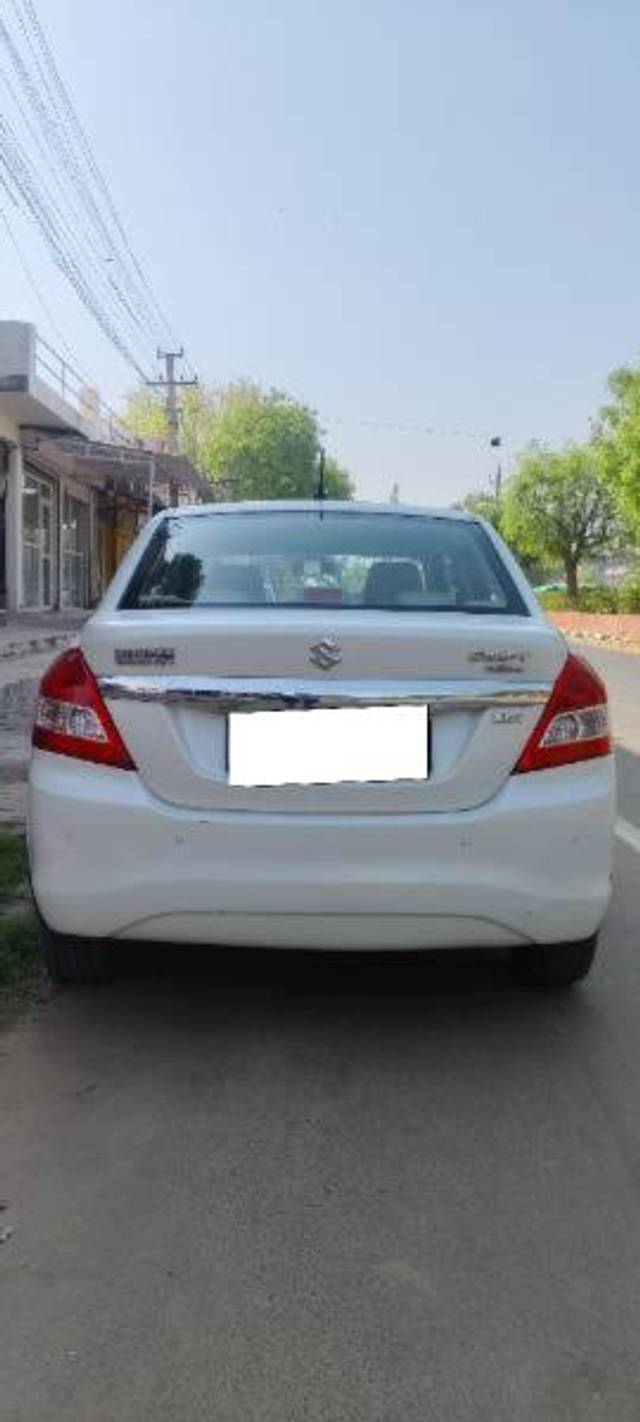 https://images10.gaadi.com/usedcar_image/4490106/original/processed_f487cf6e-cd8a-4430-a17e-0cc304dbe8d9.jpg?imwidth=6402