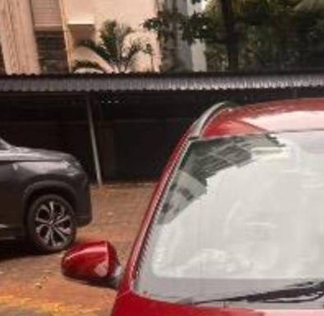https://images10.gaadi.com/usedcar_image/4490269/original/processed_611f20d5-96b2-468e-8452-c8de544b6bde.jpeg?imwidth=6402