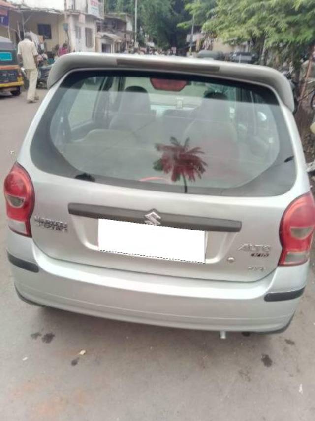 https://images10.gaadi.com/usedcar_image/4490374/original/processed_e947bab2-4763-467d-84ec-0126b65d8ee8.jpg?imwidth=6400