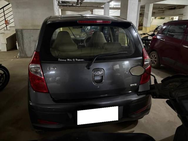 https://images10.gaadi.com/usedcar_image/4490485/original/processed_d5159b17-728f-4e7e-9549-3b33c976efe9.jpeg?imwidth=6401