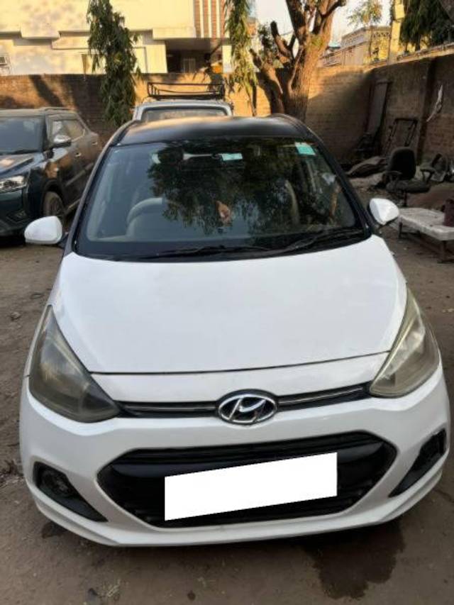 https://images10.gaadi.com/usedcar_image/4490625/original/processed_46141697-ed61-409e-a89b-d96cda83c34e.jpg?imwidth=6400