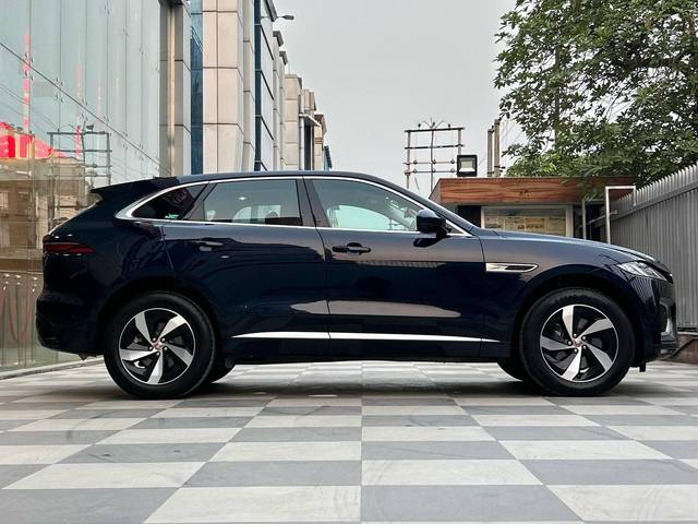 https://images10.gaadi.com/usedcar_image/4490709/original/processed_f763c78bb4e1fa054a4a2a3e0ba414f1.jpg?imwidth=6401