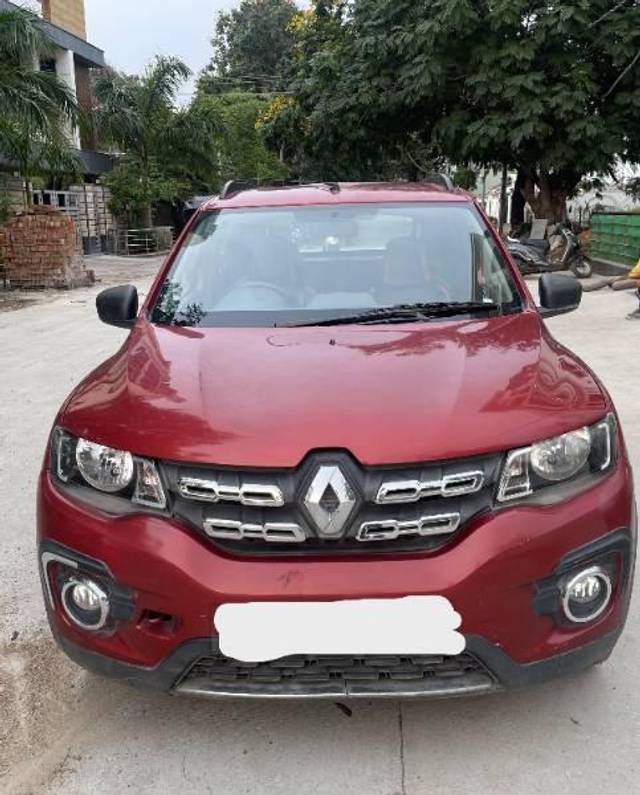 https://images10.gaadi.com/usedcar_image/4490865/original/processed_af98ccdd-91b7-4c9c-a25e-5342910899e1.jpg?imwidth=6401
