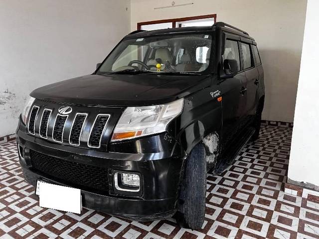 https://images10.gaadi.com/usedcar_image/4490966/original/processed_f6f9af3f-7649-4949-8c35-1f4a2b440bd2.jpg?imwidth=6401