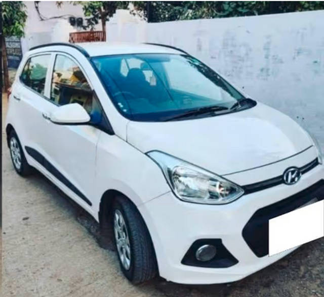 https://images10.gaadi.com/usedcar_image/4491485/original/38253018-e9af-4ccc-98f2-b7d0744a57d7.png?imwidth=6400