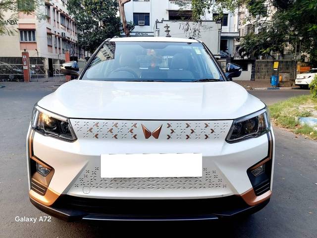 https://images10.gaadi.com/usedcar_image/4491551/original/processed_285cb29d752e1626605a508945bb1a1b.jpg?imwidth=6400