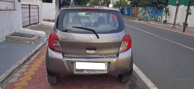 https://images10.gaadi.com/usedcar_image/4491747/original/processed_cb5e2bb62b4013264cb4f801b02012d7.jpg?imwidth=6401