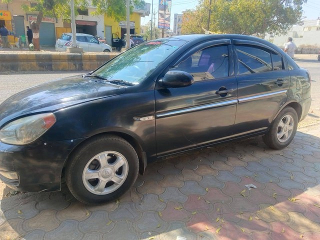 Second-hand 2009 Hyundai Verna CRDi for sale in Rajkot-5