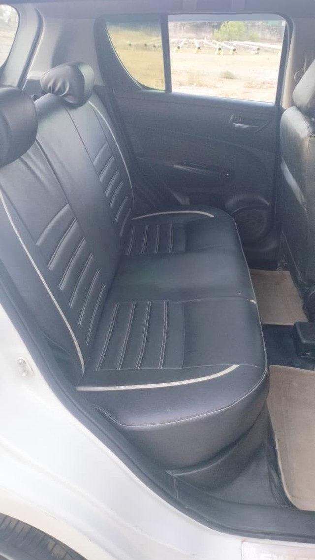 Second-hand 2012 Maruti Swift ZDi for sale in Rajkot-12