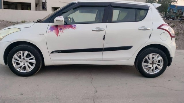 Second-hand 2012 Maruti Swift ZDi for sale in Rajkot-3