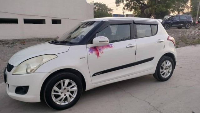 Second-hand 2012 Maruti Swift ZDi for sale in Rajkot-9