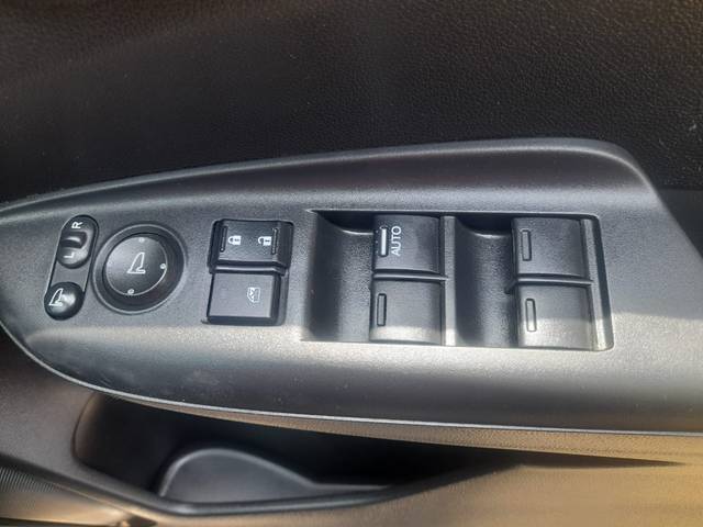 https://images10.gaadi.com/usedcar_image/4492499/original/c780e4440ac272aff0d802989a096130.jpeg?imwidth=6402