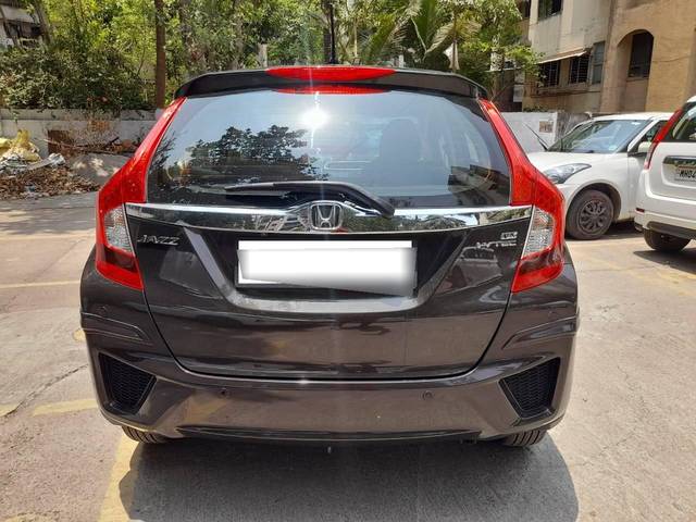 https://images10.gaadi.com/usedcar_image/4492499/original/processed_b35fc554d5df449d5811d477d2e438d0.jpeg?imwidth=6401