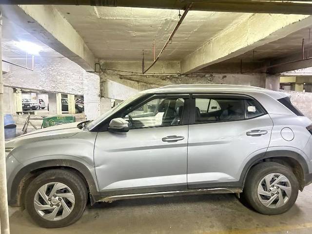 https://images10.gaadi.com/usedcar_image/4492555/original/processed_2b44b39e-d3c8-4c7b-94a2-967782f22a2b.jpeg?imwidth=6400