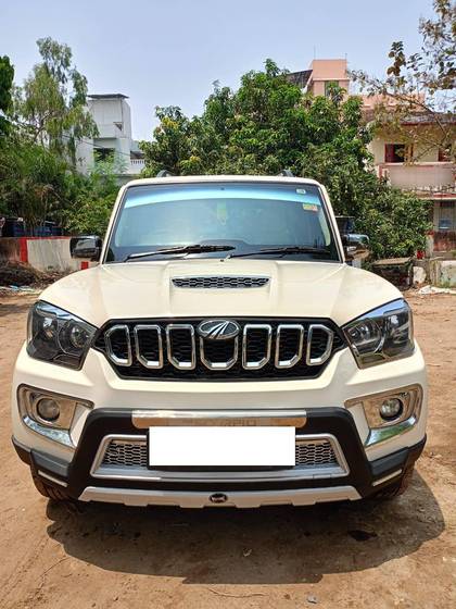 Mahindra Scorpio S5