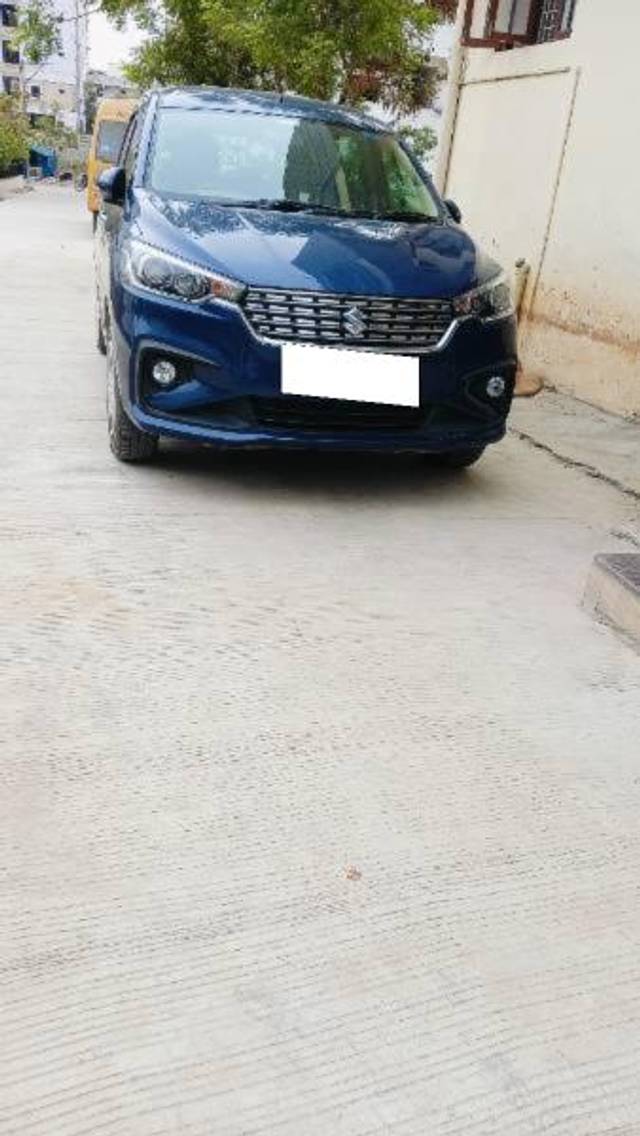 https://images10.gaadi.com/usedcar_image/4492593/original/processed_4c8fb7bf-3069-4a28-9d4e-8ae3242d3996.jpg?imwidth=6401