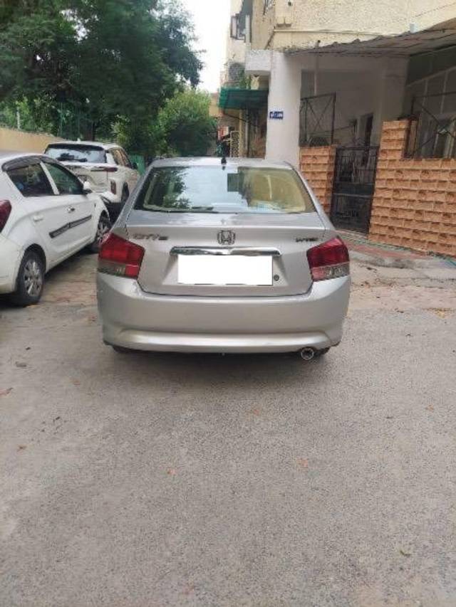 https://images10.gaadi.com/usedcar_image/4492676/original/processed_510e0b9e-12f8-48c5-91dd-c9ec4c24c0dd.jpeg?imwidth=6401