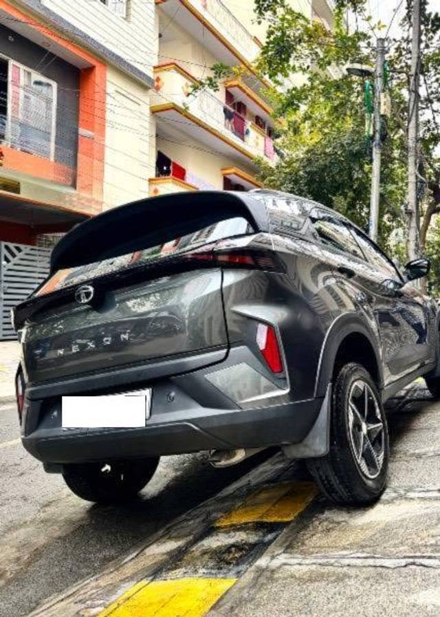 https://images10.gaadi.com/usedcar_image/4492761/original/processed_1a37a2e8-42c8-441f-889b-a593fbca2676.jpeg?imwidth=6401