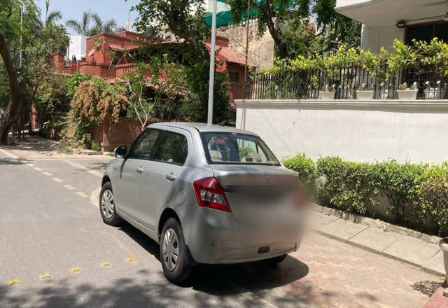 https://images10.gaadi.com/usedcar_image/4492801/original/a7670537-8645-4755-955b-8a6d6dd535a8.?imwidth=6401