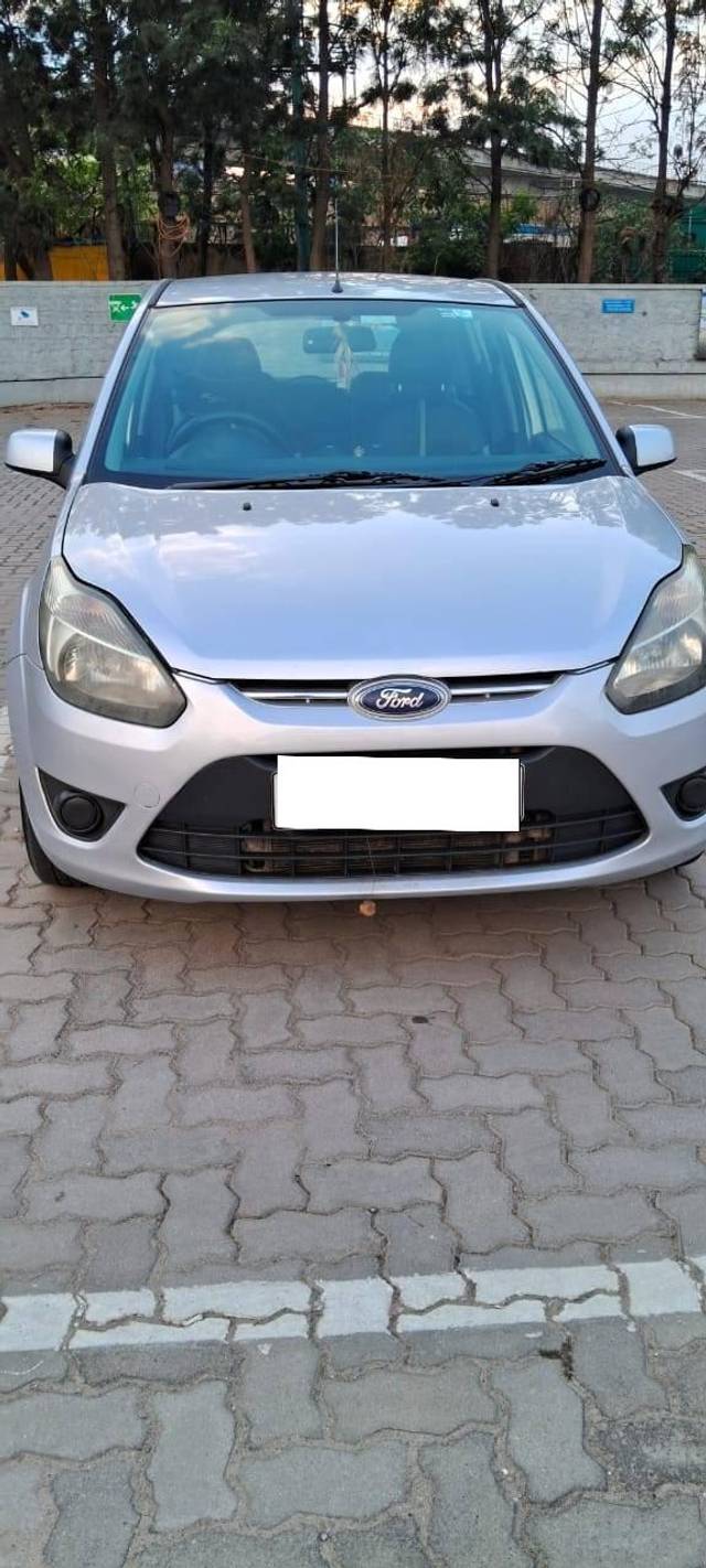 https://images10.gaadi.com/usedcar_image/4492837/original/processed_f2948ab9-3a8e-4128-abff-493d91ffe5ba.jpg?imwidth=6401