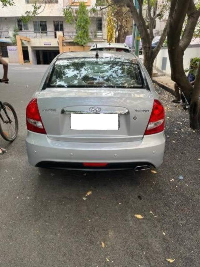 https://images10.gaadi.com/usedcar_image/4492858/original/processed_f60e7540-bc39-4637-96bf-940107c849a8.jpeg?imwidth=6402