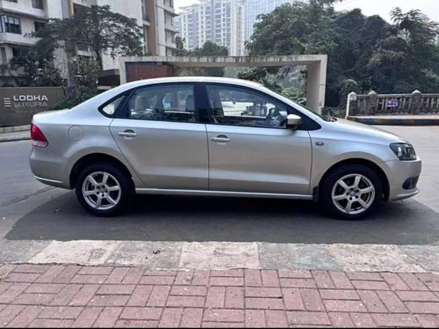 https://images10.gaadi.com/usedcar_image/4492980/original/processed_c59b4774-0110-4870-8da1-bf3b26343c93.jpeg?imwidth=6401