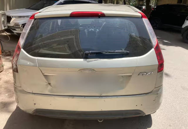 https://images10.gaadi.com/usedcar_image/4493006/original/b8d46e54-e6fe-4321-958b-0112fbae67f4.?imwidth=6401