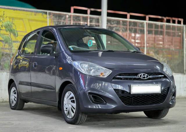 https://images10.gaadi.com/usedcar_image/4493029/original/processed_6d5ffe9e069f0e6fb8ffe53637d18c0d.jpg?imwidth=6400