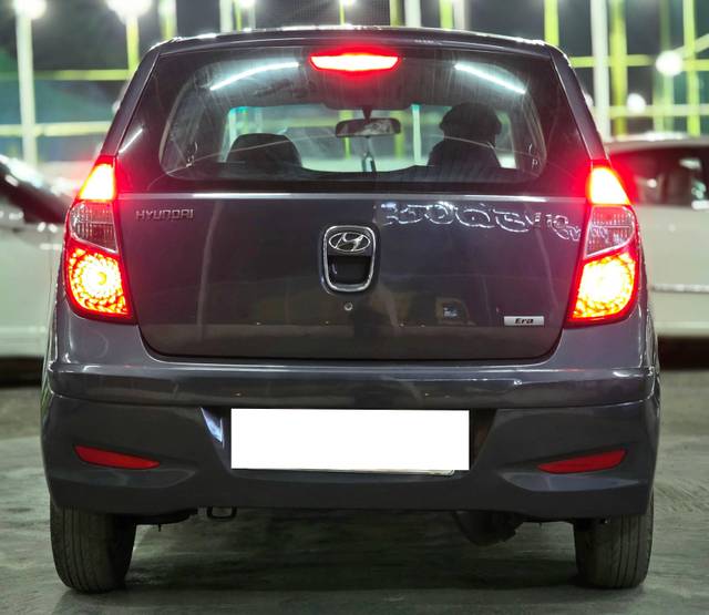https://images10.gaadi.com/usedcar_image/4493029/original/processed_d5bf820c91bb803b96d990dc54f4dc9d.jpg?imwidth=6401