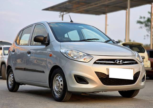 https://images10.gaadi.com/usedcar_image/4493036/original/processed_0d836ccddc8763b0e12f0e2ab908e3bc.jpg?imwidth=6400
