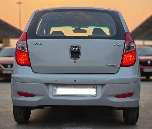 https://images10.gaadi.com/usedcar_image/4493036/original/processed_cb368963eaf18a615a26bd24b9cf34f1.jpg?imwidth=6401