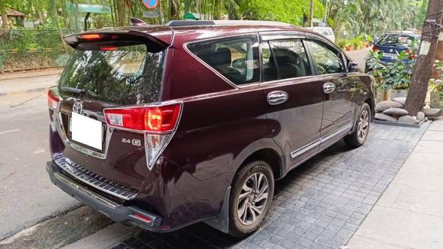 https://images10.gaadi.com/usedcar_image/4493304/original/processed_e7b7123b-ce53-4561-b417-e083bc710639.jpeg?imwidth=6402