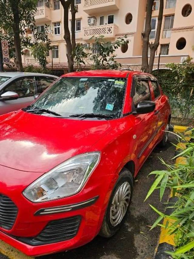 https://images10.gaadi.com/usedcar_image/4493426/original/processed_ea46e56b-ed9b-4024-b094-8198c51bedbe.jpeg?imwidth=6401