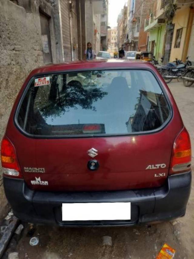 https://images10.gaadi.com/usedcar_image/4493431/original/processed_0b753b55-8250-4c17-918d-16a175080997.jpeg?imwidth=6402