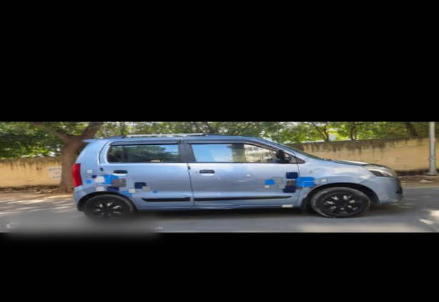 https://images10.gaadi.com/usedcar_image/4493724/original/b9be815b-9db9-448b-b7a4-95c6893c3c54.?imwidth=6400