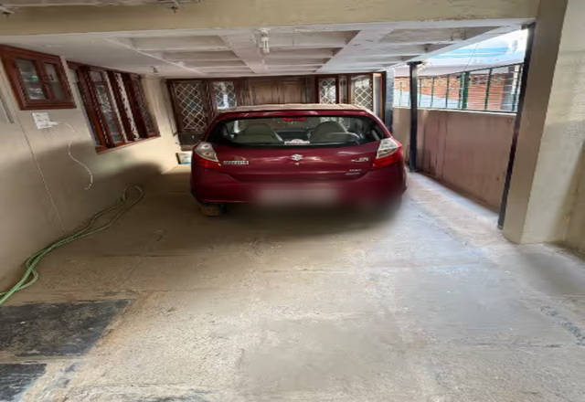 https://images10.gaadi.com/usedcar_image/4494098/original/c28b5221-9c2f-4234-bed0-8f49a2febdbc.?imwidth=6401